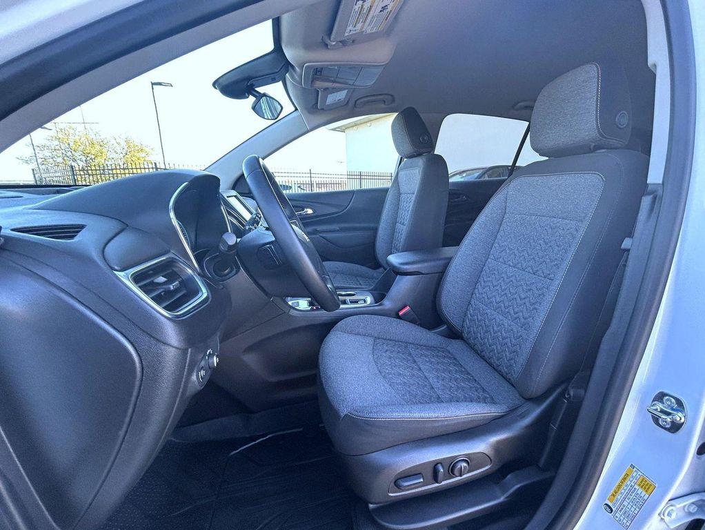used 2024 Chevrolet Equinox car, priced at $25,598
