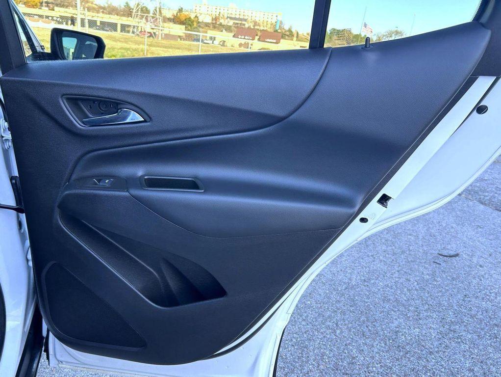 used 2024 Chevrolet Equinox car, priced at $25,598