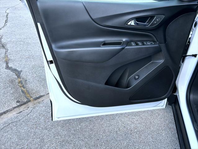 used 2022 Chevrolet Equinox car, priced at $21,555