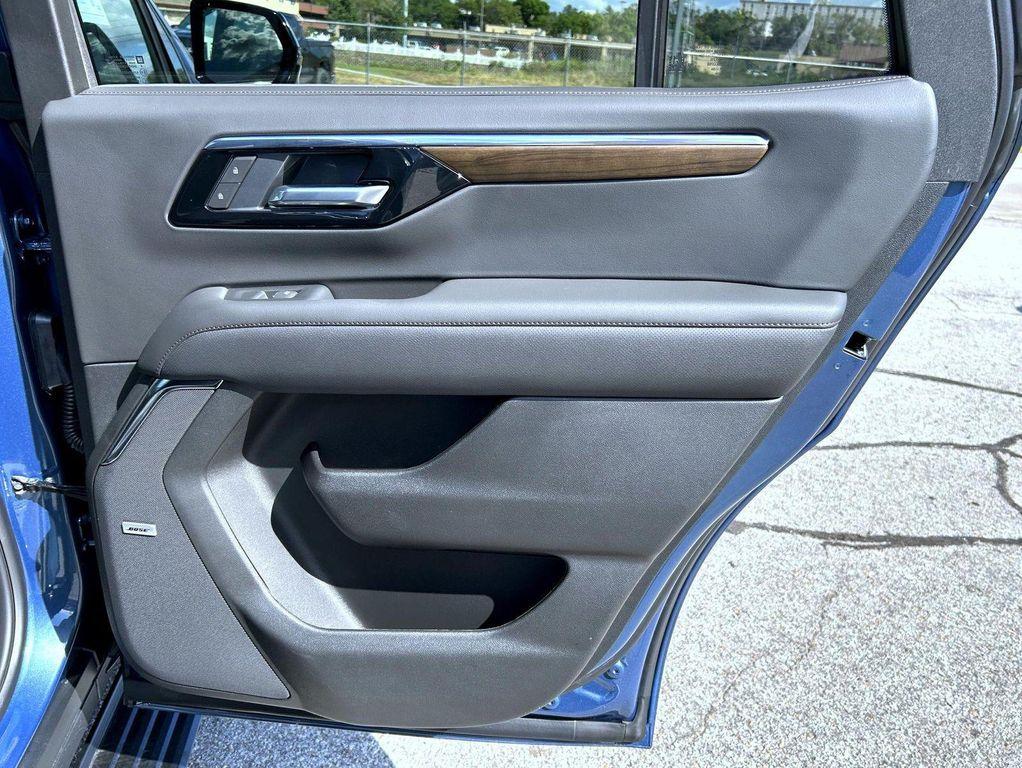 new 2025 Chevrolet Tahoe car, priced at $89,903