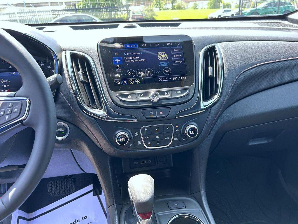 used 2024 Chevrolet Equinox car, priced at $29,986