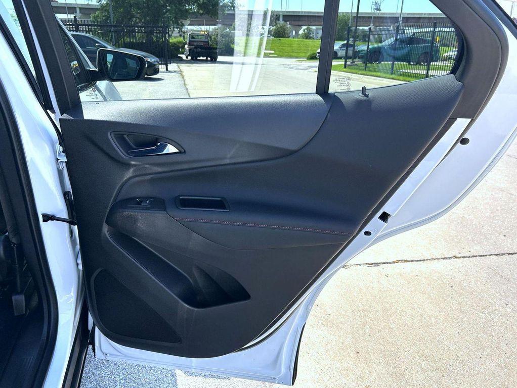 used 2024 Chevrolet Equinox car, priced at $29,986