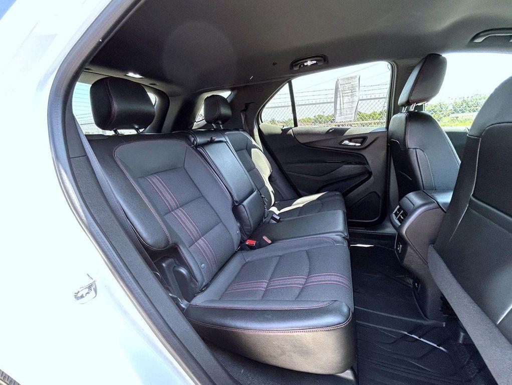 used 2024 Chevrolet Equinox car, priced at $29,986