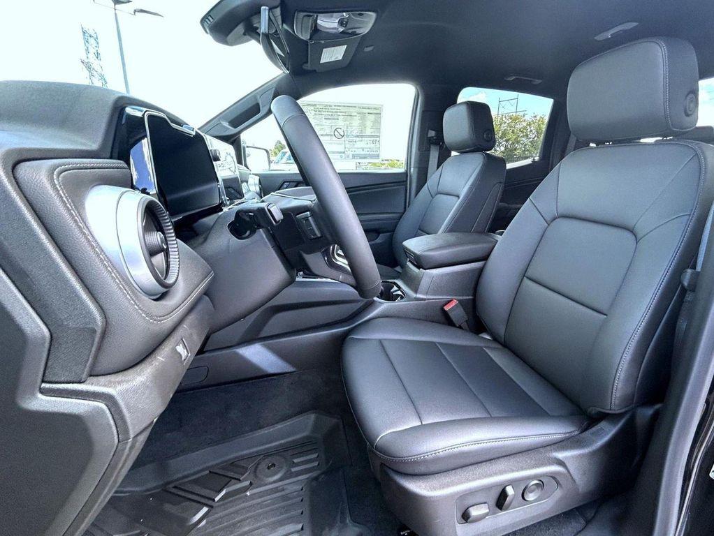 new 2026 Chevrolet Colorado car, priced at $47,099