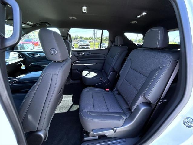 new 2025 Chevrolet Traverse car, priced at $43,385