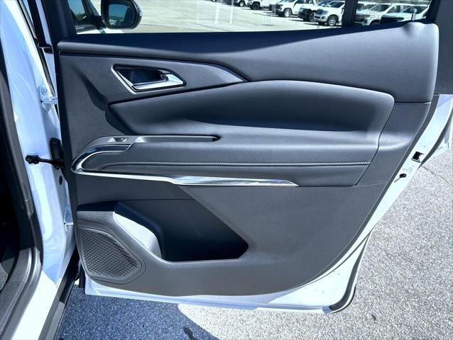 new 2025 Chevrolet Traverse car, priced at $43,385