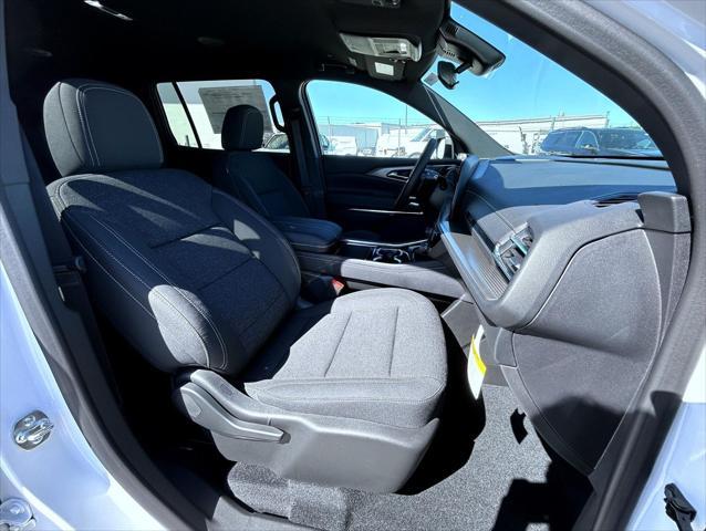 new 2025 Chevrolet Traverse car, priced at $43,385