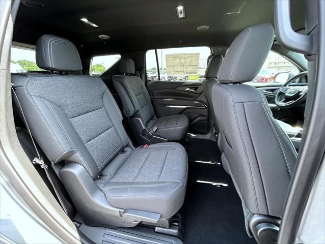 new 2025 Chevrolet Traverse car, priced at $43,984