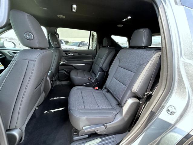 new 2025 Chevrolet Traverse car, priced at $43,984