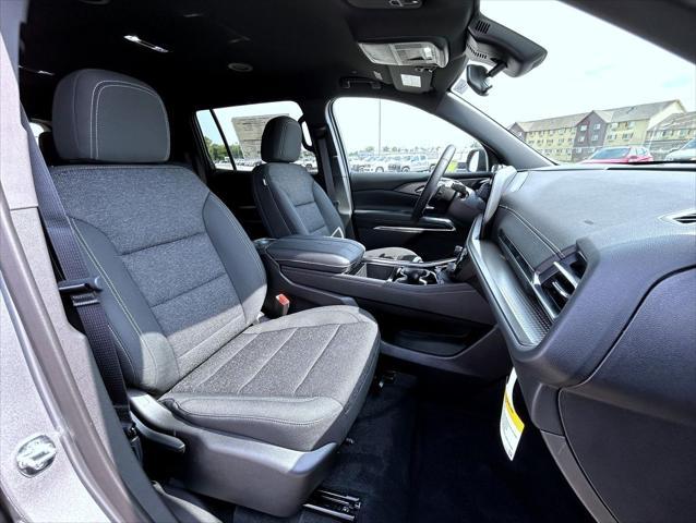 new 2025 Chevrolet Traverse car, priced at $43,984