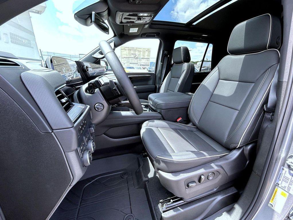 new 2025 Chevrolet Tahoe car, priced at $81,978