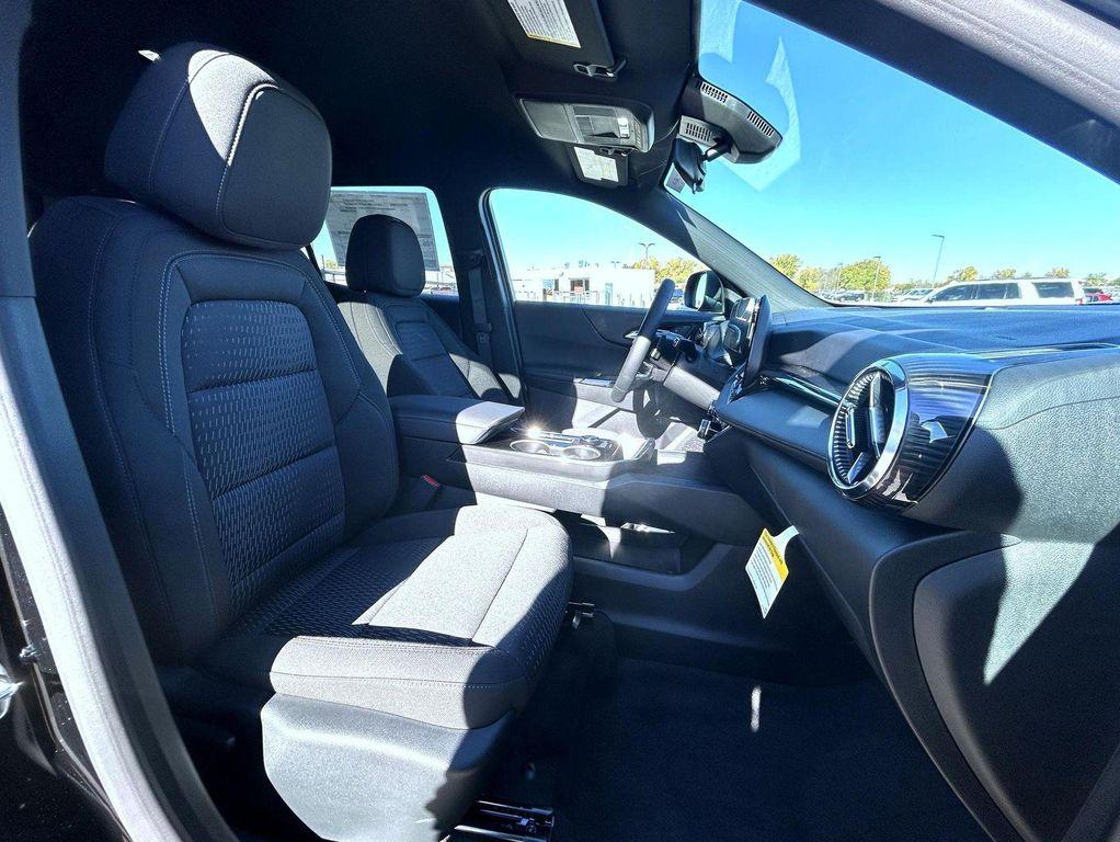 new 2026 Chevrolet Equinox car, priced at $33,839