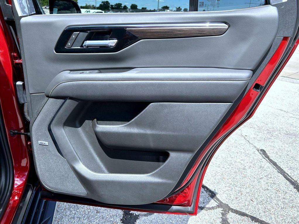 new 2025 Chevrolet Tahoe car, priced at $78,188