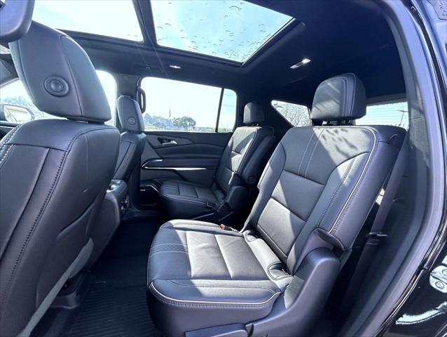 new 2025 Chevrolet Traverse car, priced at $59,743