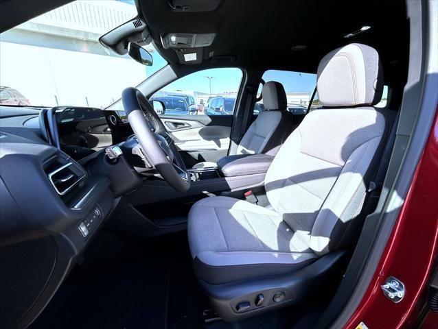 new 2025 Chevrolet Traverse car, priced at $44,909