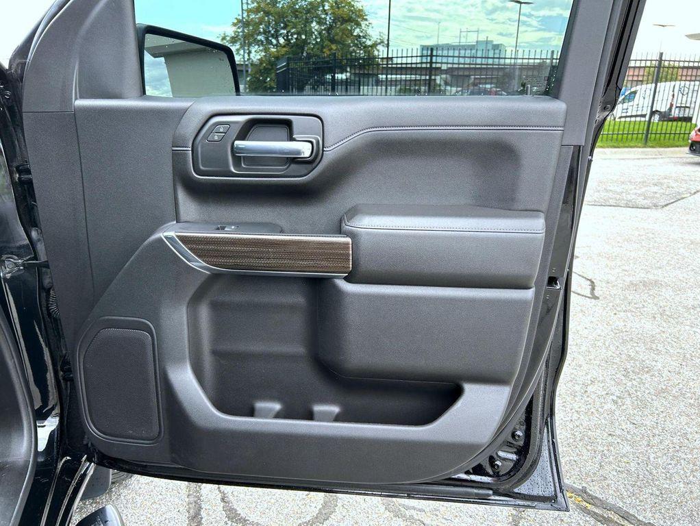 used 2022 Chevrolet Silverado 1500 car, priced at $40,778