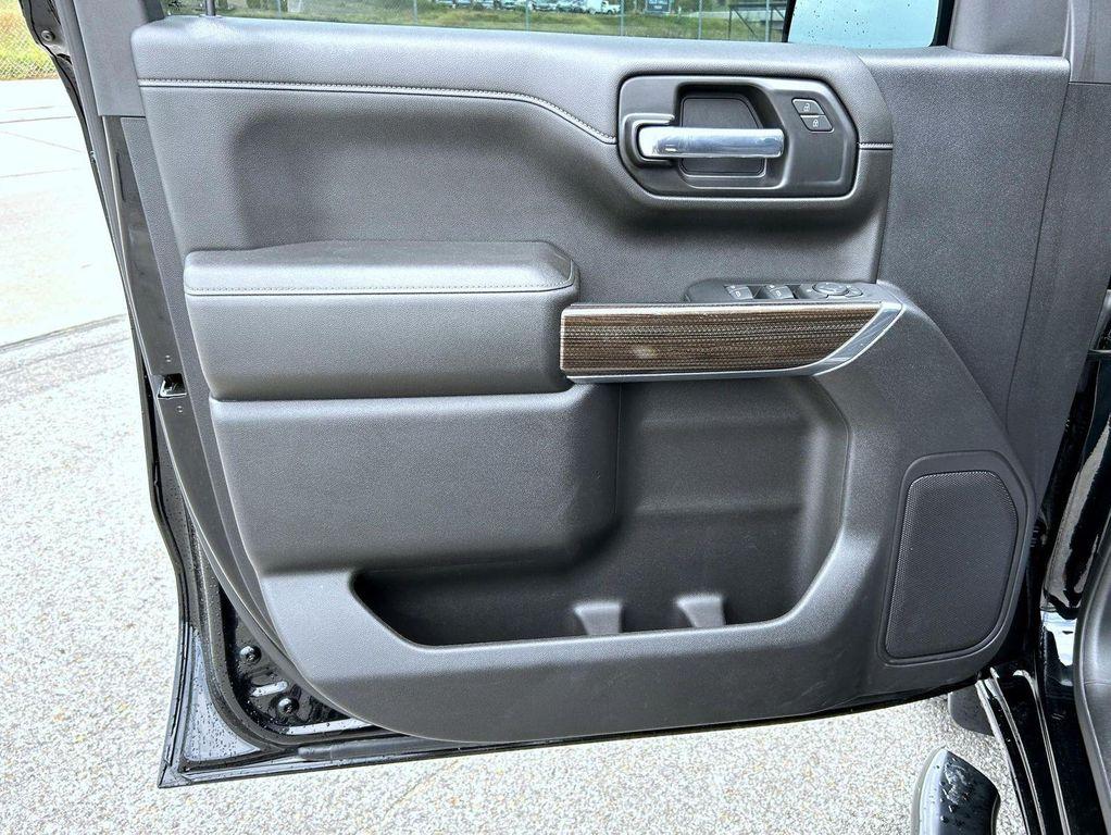 used 2022 Chevrolet Silverado 1500 car, priced at $40,778