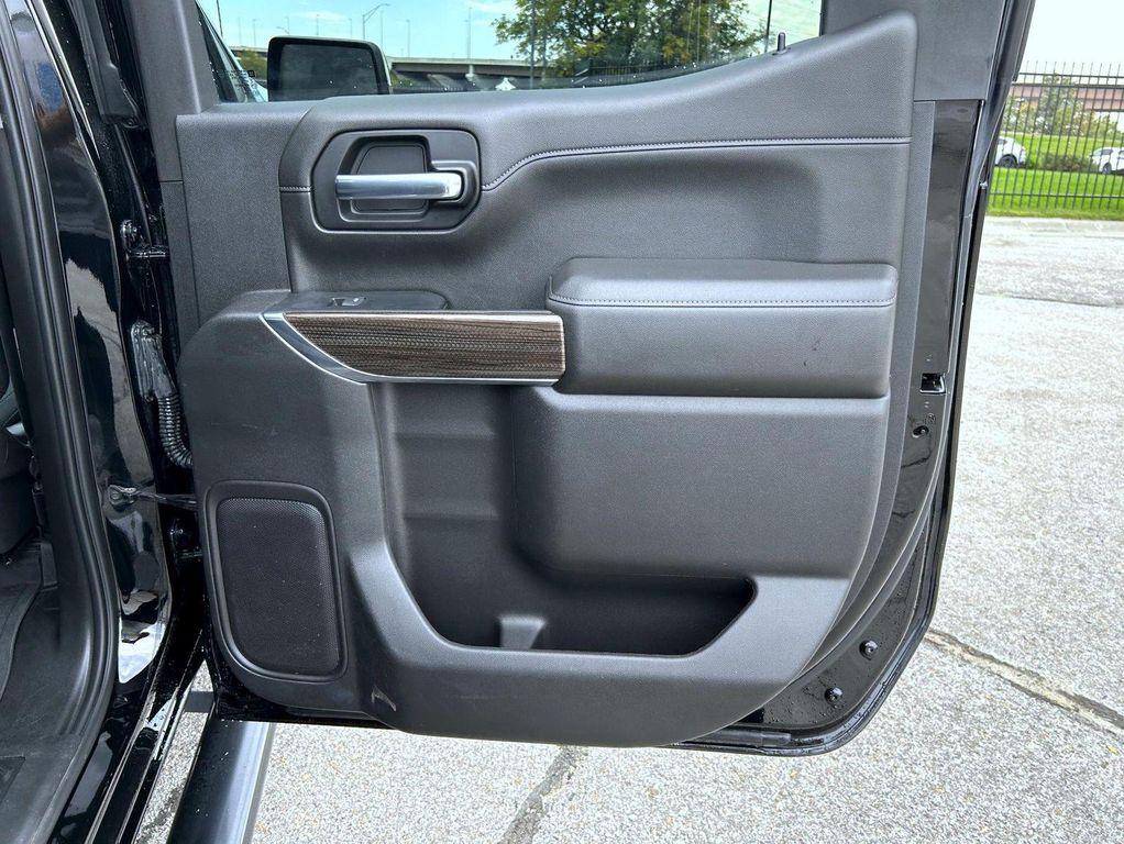 used 2022 Chevrolet Silverado 1500 car, priced at $40,778