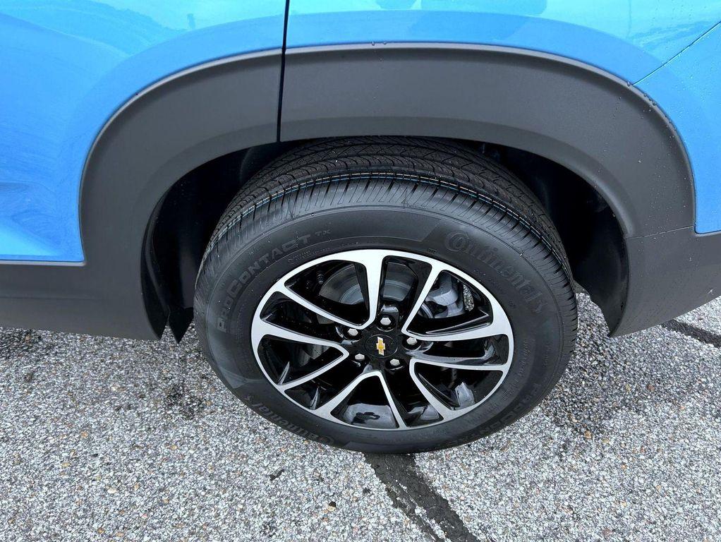 new 2026 Chevrolet TrailBlazer car, priced at $28,637