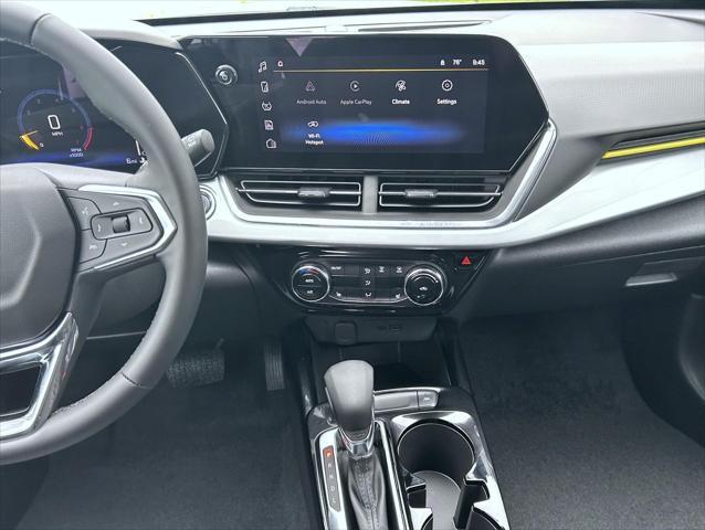 new 2025 Chevrolet Trax car, priced at $25,284
