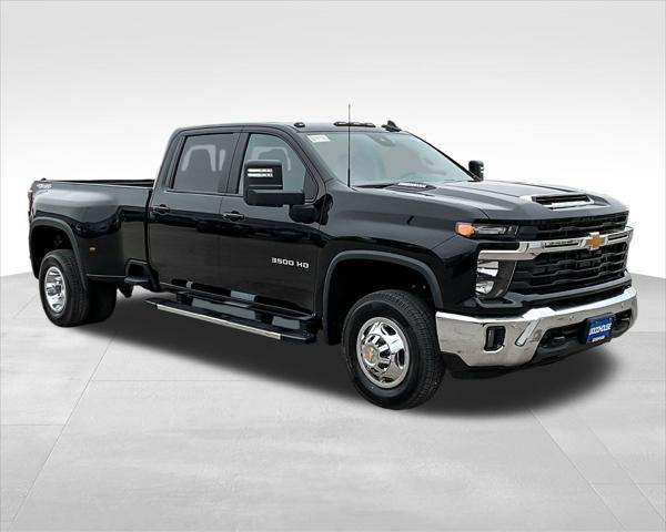 new 2025 Chevrolet Silverado 3500 car, priced at $77,373
