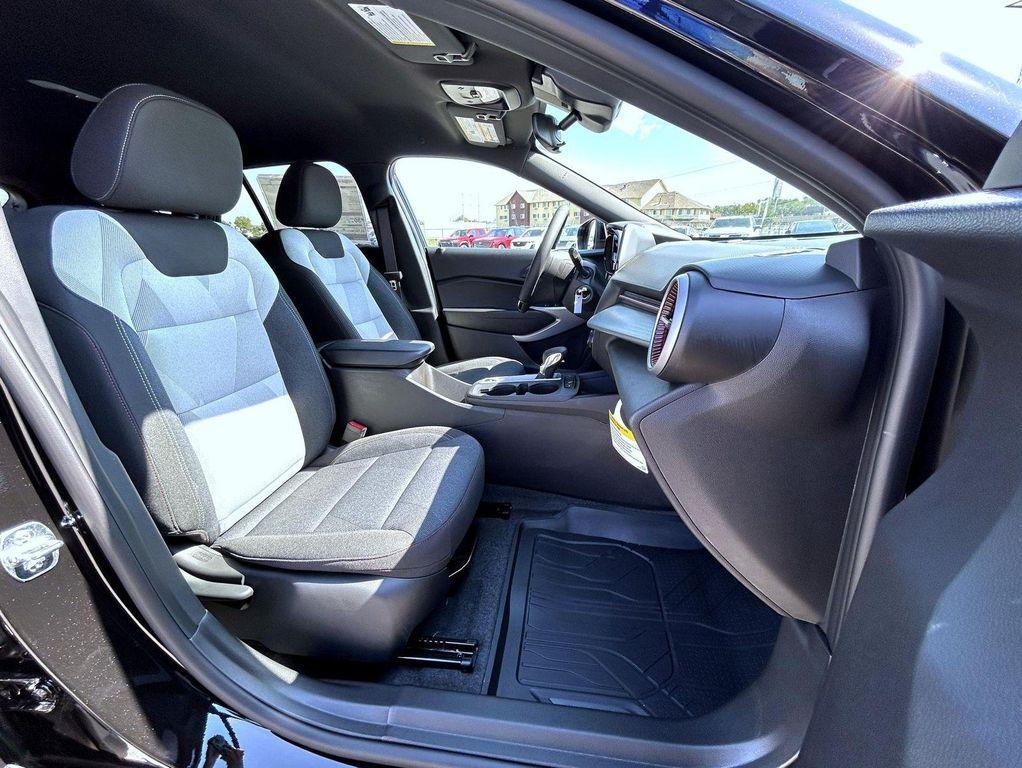 new 2025 Chevrolet Trax car, priced at $24,854