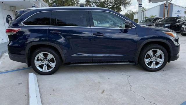 used 2015 Toyota Highlander car, priced at $17,900