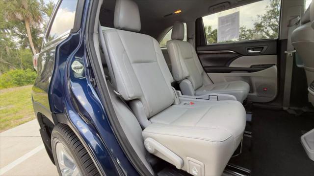used 2015 Toyota Highlander car, priced at $17,900