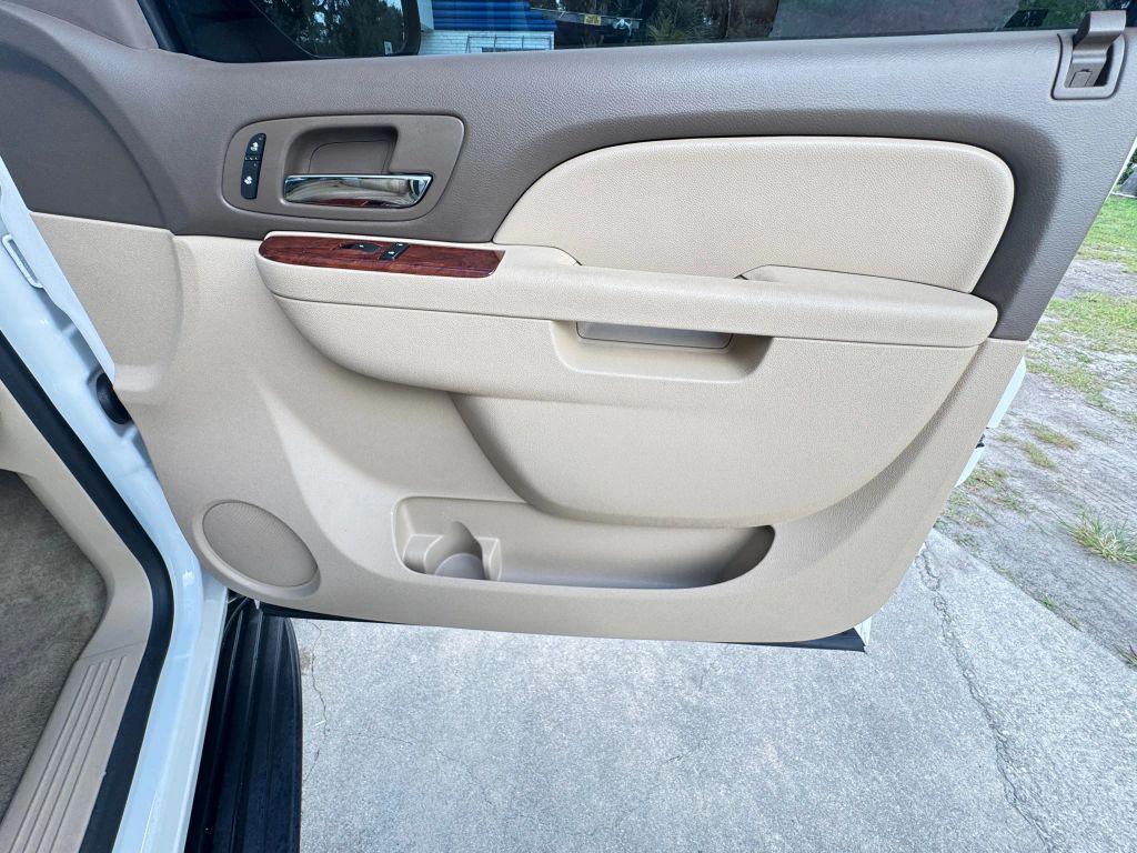 used 2014 Chevrolet Tahoe car, priced at $18,700