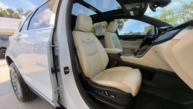 used 2017 Cadillac XT5 car, priced at $19,400