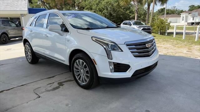 used 2017 Cadillac XT5 car, priced at $19,400