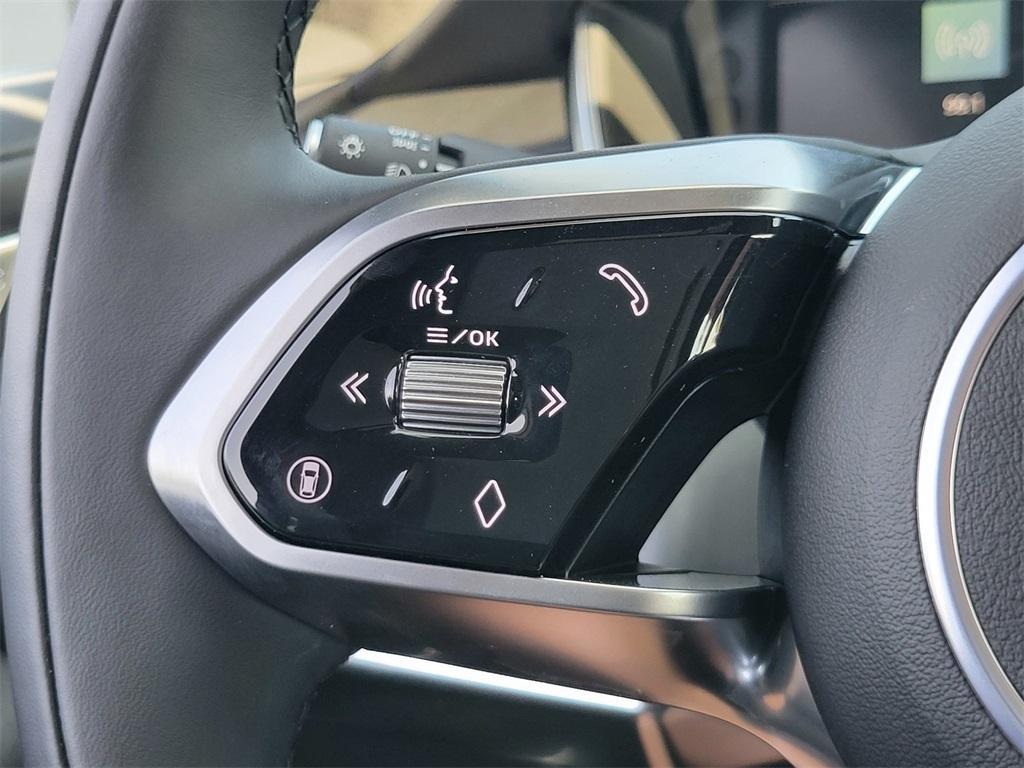 new 2024 Jaguar I-PACE car