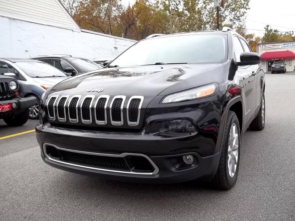 used 2016 Jeep Cherokee car, priced at $12,994