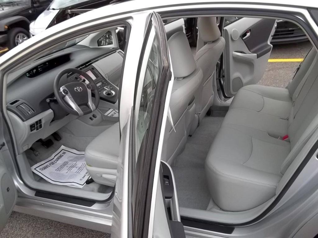 used 2010 Toyota Prius car, priced at $12,994