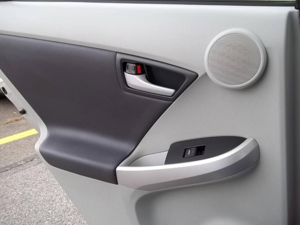 used 2010 Toyota Prius car, priced at $12,994