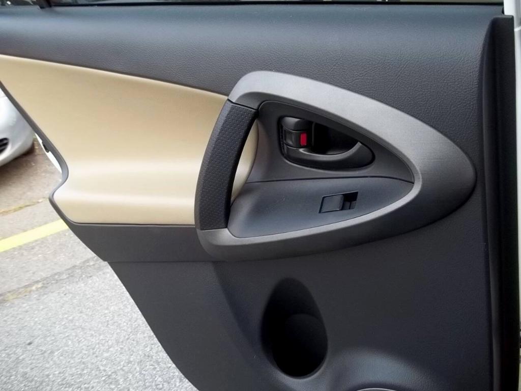 used 2009 Toyota RAV4 car, priced at $11,994