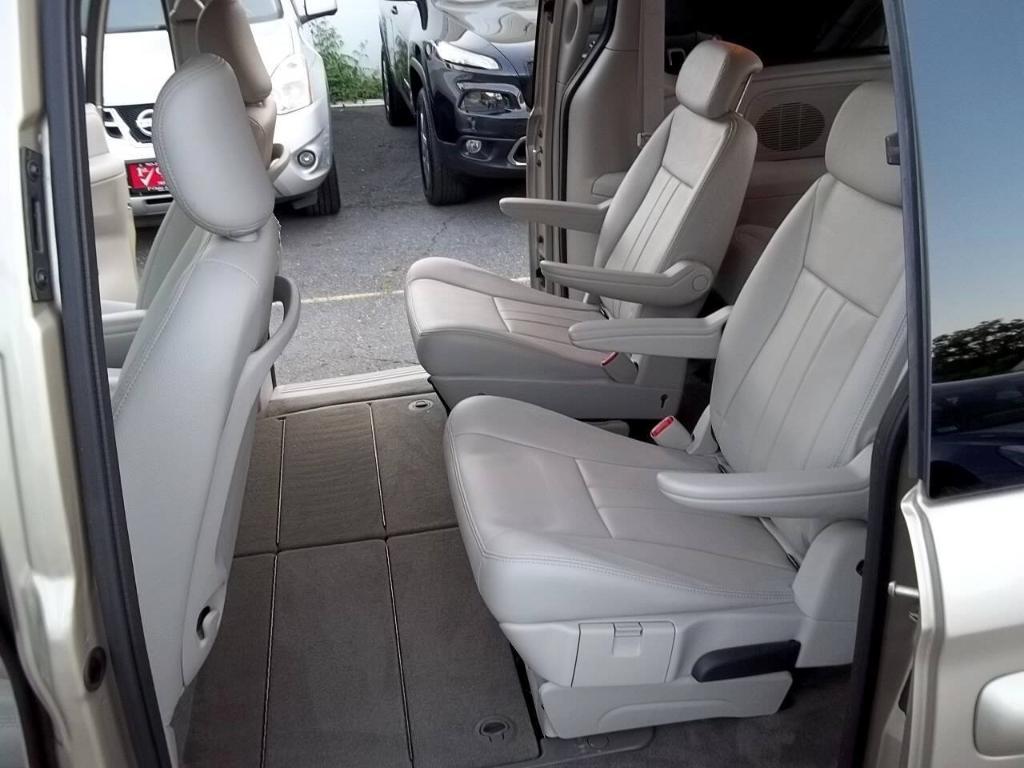 used 2007 Chrysler Town & Country car, priced at $10,994