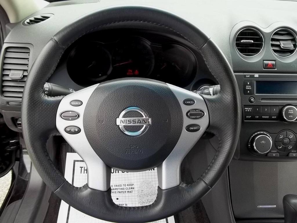 used 2009 Nissan Altima car, priced at $7,994