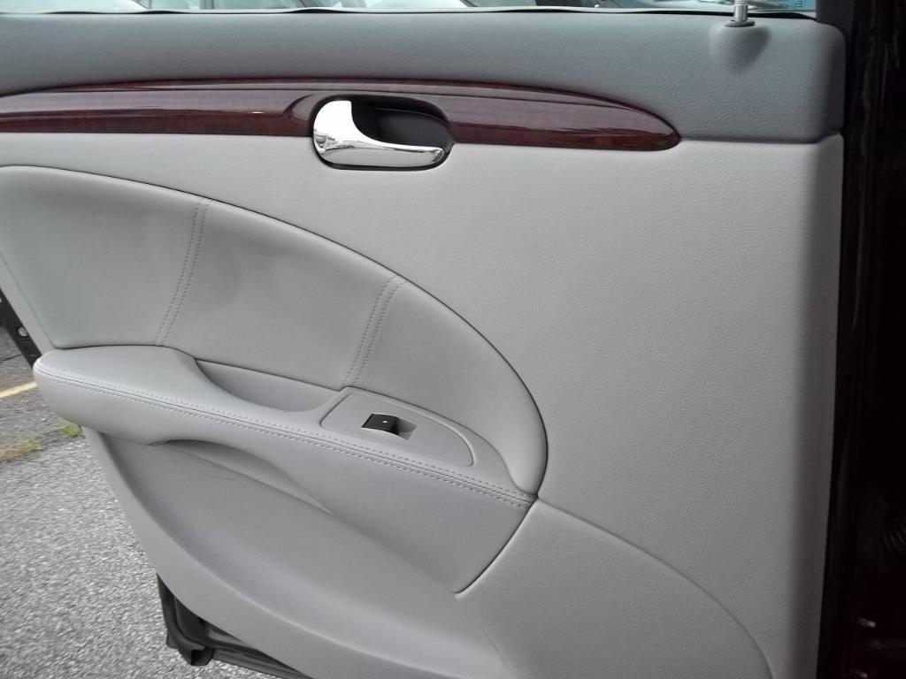 used 2009 Buick Lucerne car, priced at $9,994