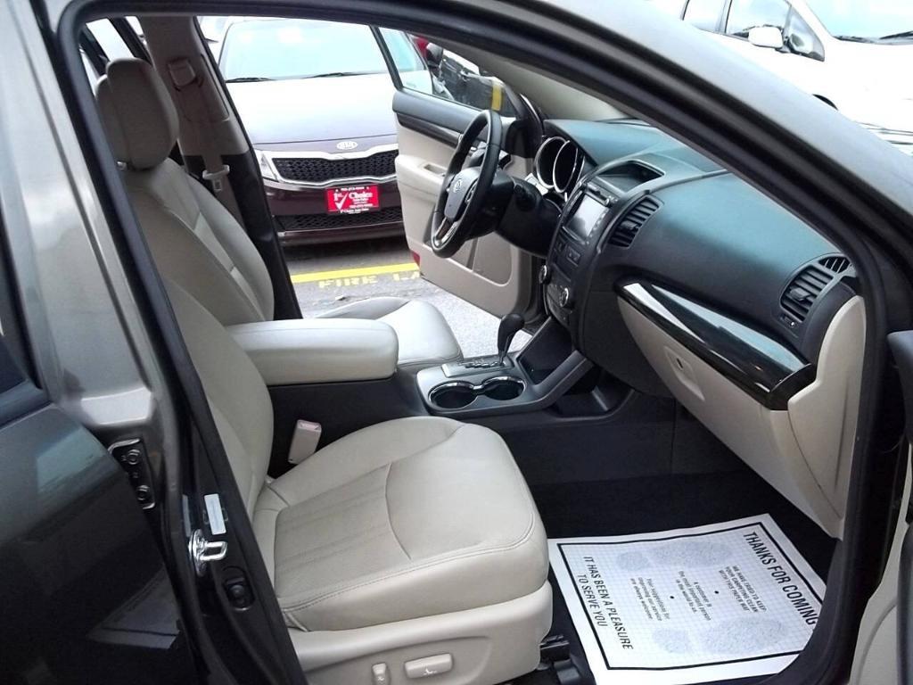 used 2013 Kia Sorento car, priced at $9,994