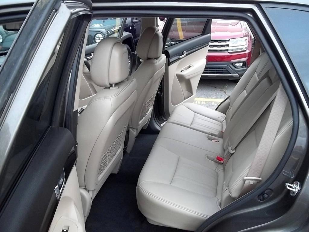 used 2013 Kia Sorento car, priced at $9,994