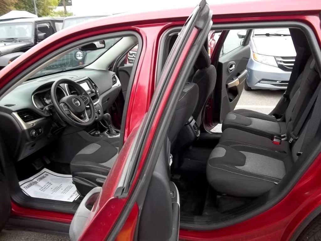 used 2017 Jeep Cherokee car, priced at $11,994