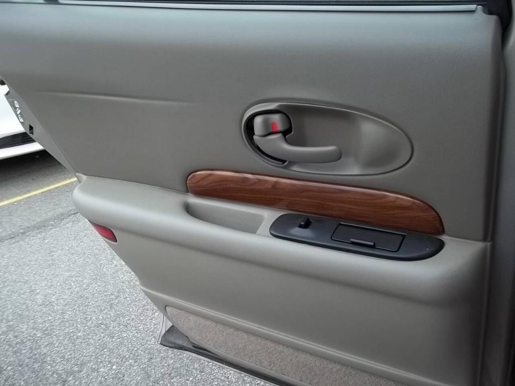 used 2003 Buick LeSabre car, priced at $7,994