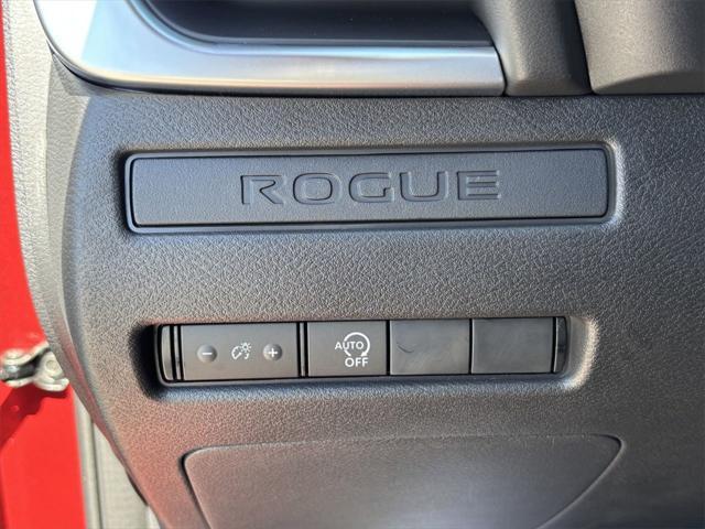 new 2025 Nissan Rogue car, priced at $30,201