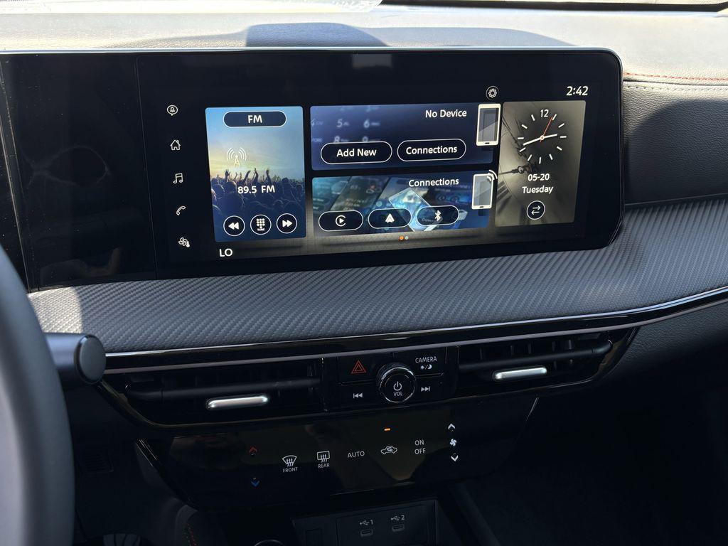 new 2025 Nissan Kicks car, priced at $30,305
