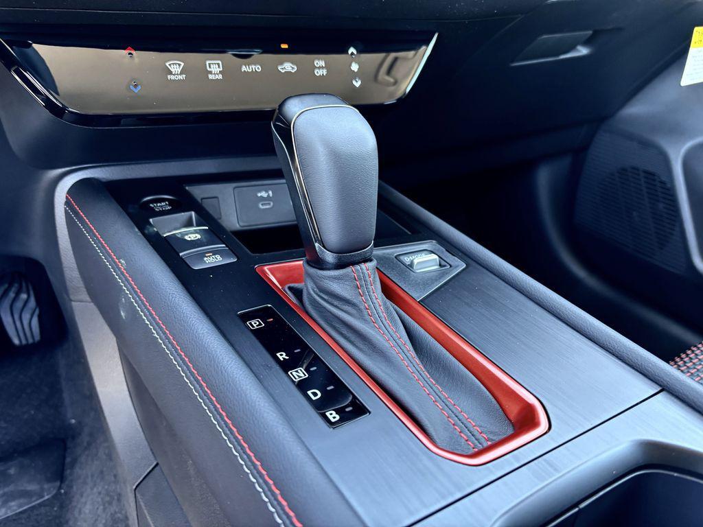 new 2025 Nissan Kicks car, priced at $30,305