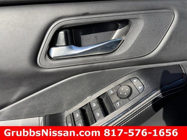 used 2024 Nissan Rogue car, priced at $24,798