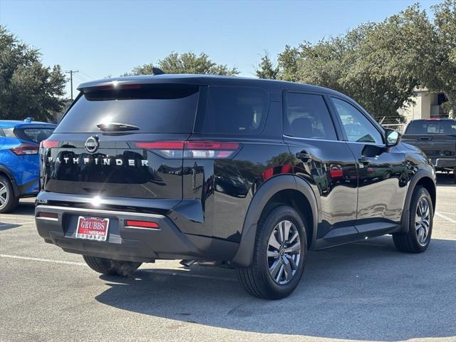 new 2025 Nissan Pathfinder car, priced at $35,010