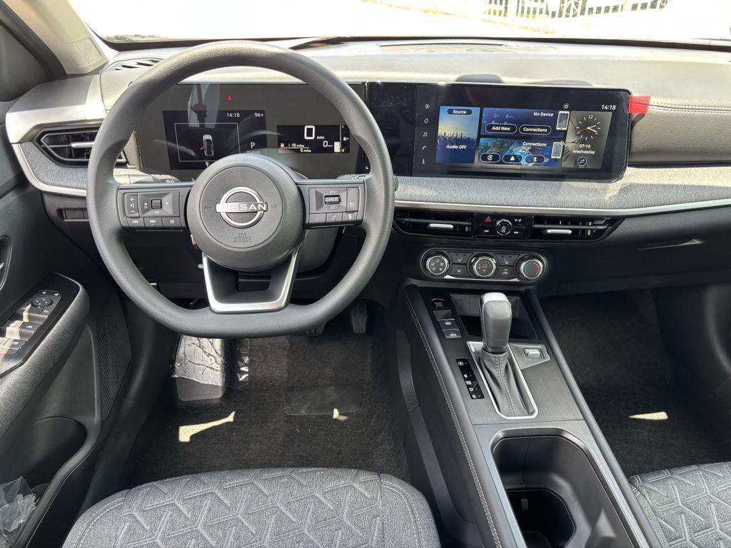 new 2025 Nissan Kicks car, priced at $29,455