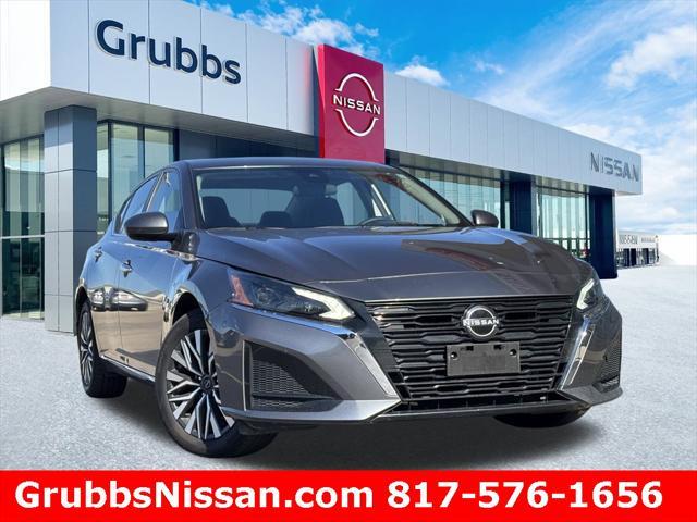 used 2023 Nissan Altima car, priced at $21,998